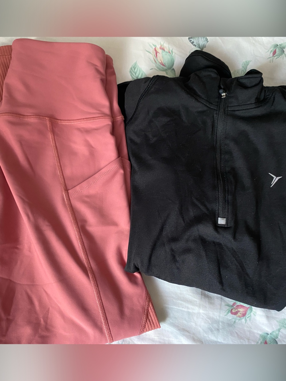 Old Navy Bundle Rose Pink leggings and Black jacket